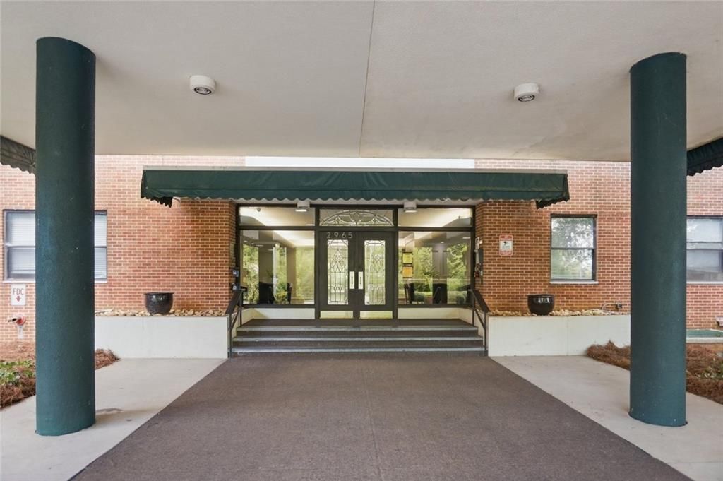 2965 Pharr Court South NW 609, Atlanta, GA 30305