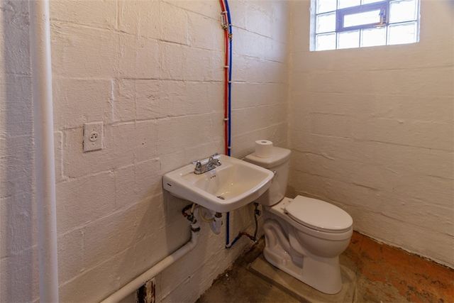 1107 Gary, Clairton, PA 15025