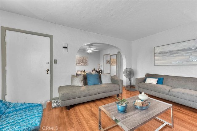 801 S Hicks Avenue, Los Angeles, CA 90023
