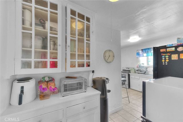 801 S Hicks Avenue, Los Angeles, CA 90023