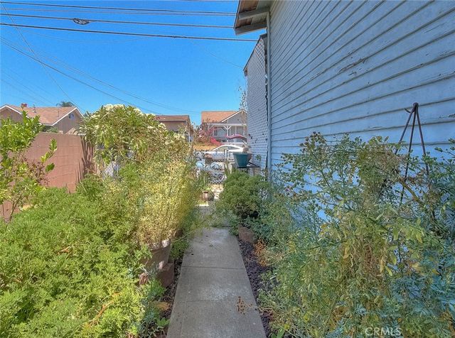 801 S Hicks Avenue, Los Angeles, CA 90023