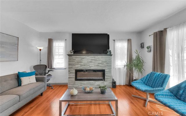 801 S Hicks Avenue, Los Angeles, CA 90023