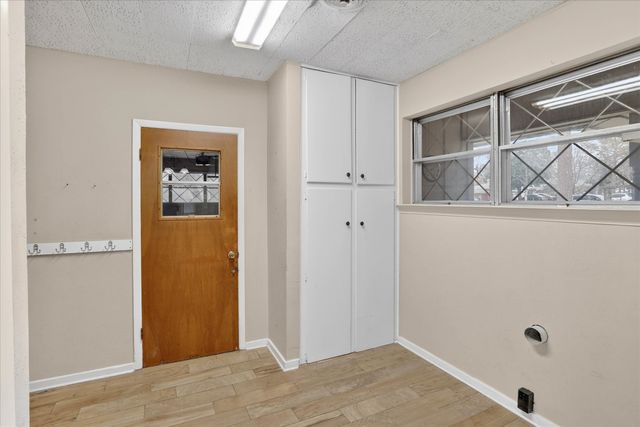 729 W Cheryl Avenue, Hurst, TX 76053