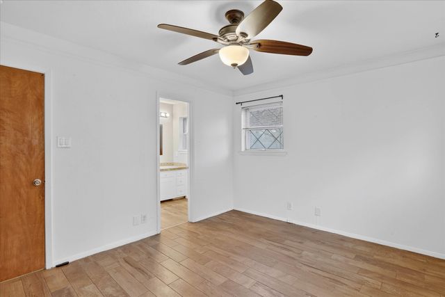 729 W Cheryl Avenue, Hurst, TX 76053