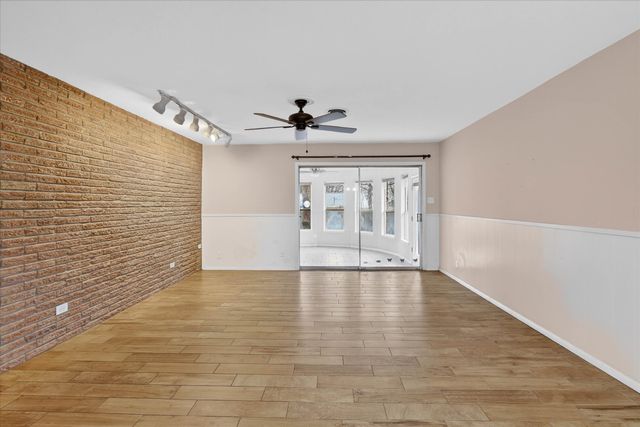 729 W Cheryl Avenue, Hurst, TX 76053