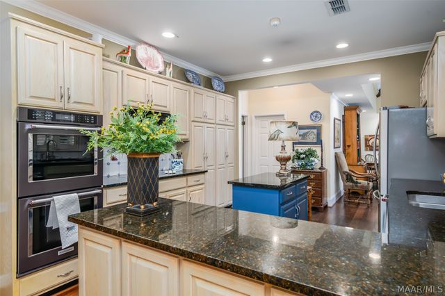 7600 Wynlakes Boulevard, Montgomery, AL 36117