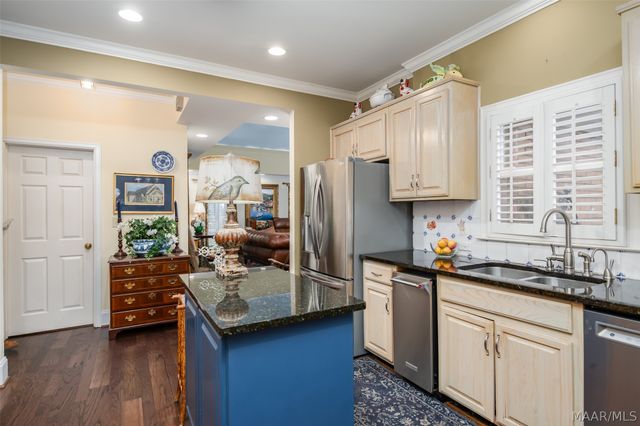 7600 Wynlakes Boulevard, Montgomery, AL 36117