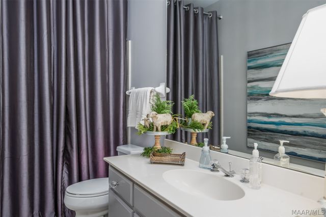 7600 Wynlakes Boulevard, Montgomery, AL 36117