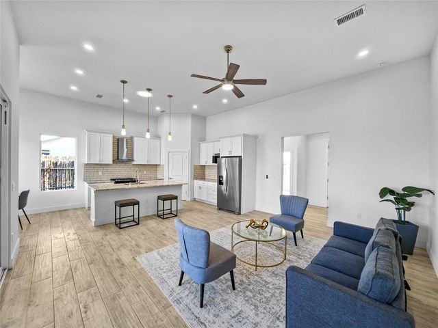 21 Flower Garland, Santa Fe, NM 87508