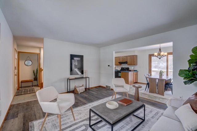 3149 Silverton Trail, Madison, WI 53719