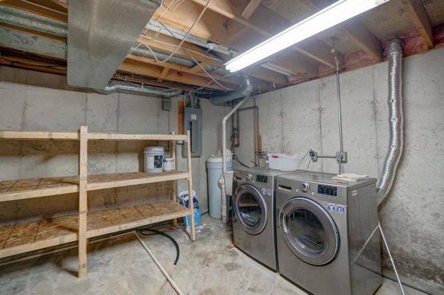 3149 Silverton Trail, Madison, WI 53719