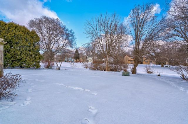 3149 Silverton Trail, Madison, WI 53719
