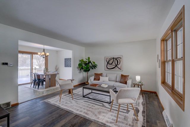 3149 Silverton Trail, Madison, WI 53719