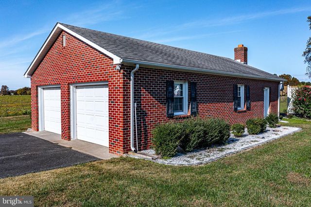 1943 NOMINI GROVE RD, Montross, VA 22520