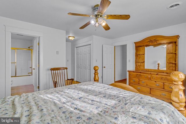 1943 NOMINI GROVE RD, Montross, VA 22520