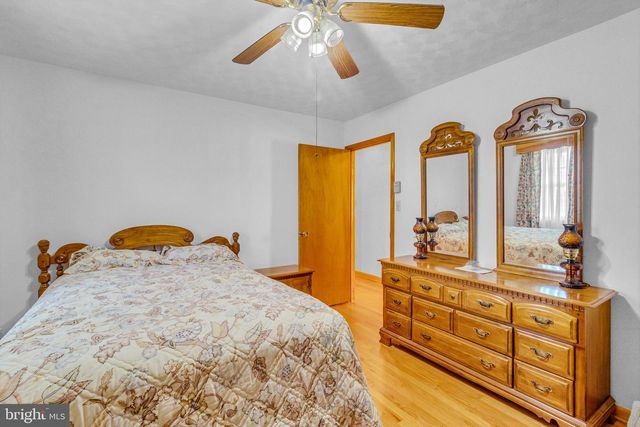 1943 NOMINI GROVE RD, Montross, VA 22520