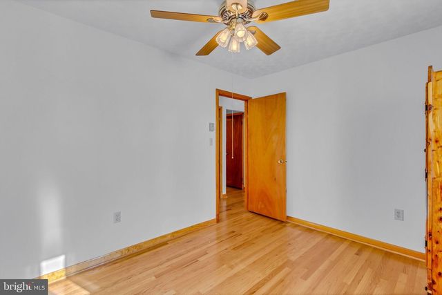 1943 NOMINI GROVE RD, Montross, VA 22520