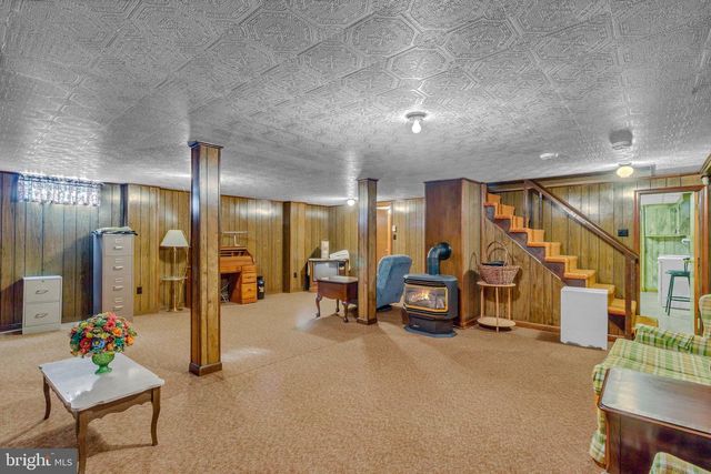 1943 NOMINI GROVE RD, Montross, VA 22520