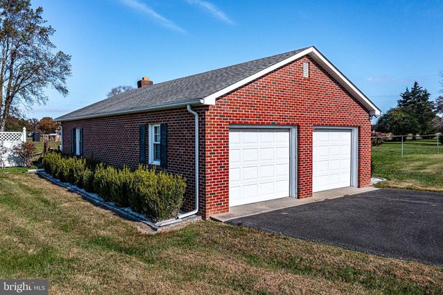 1943 NOMINI GROVE RD, Montross, VA 22520
