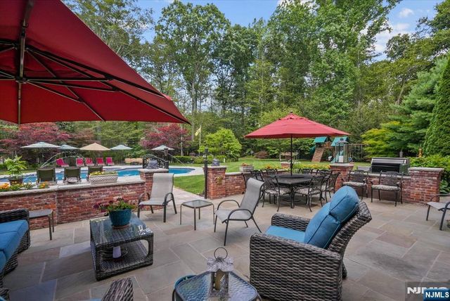 29 N Church Road, Saddle River, NJ 07458