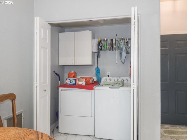 2624 Se HALE Way, Gresham, OR 97080