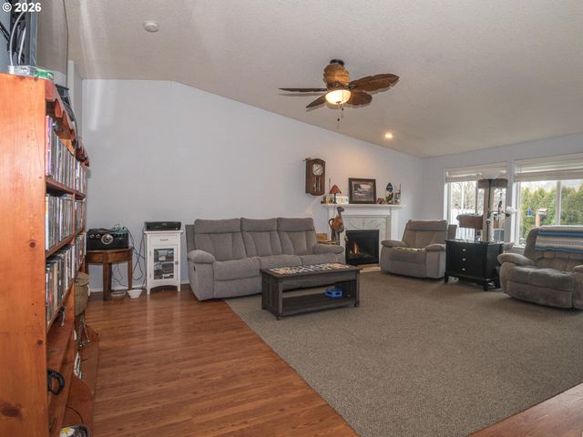 2624 Se HALE Way, Gresham, OR 97080