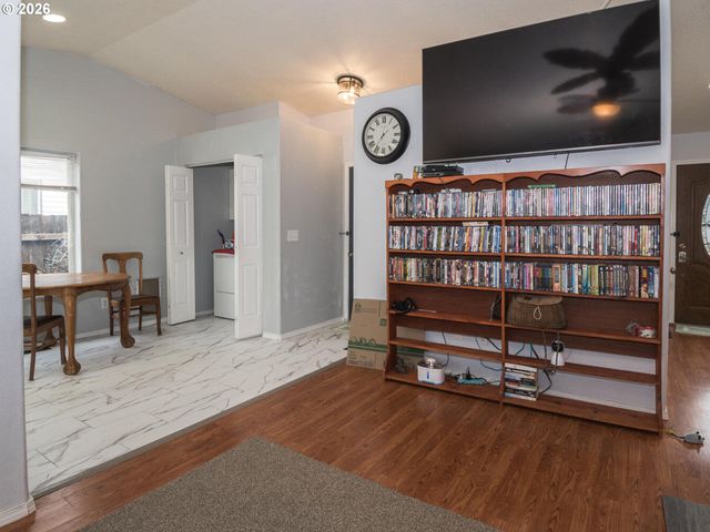 2624 Se HALE Way, Gresham, OR 97080