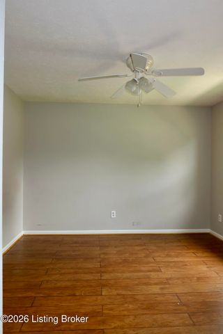 256 Lincoln Dr, Mt Washington, KY 40047