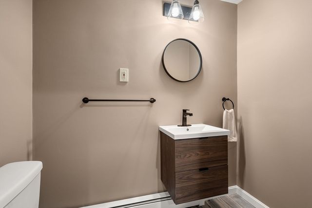 24 Winthrop, West Boylston, MA 01583