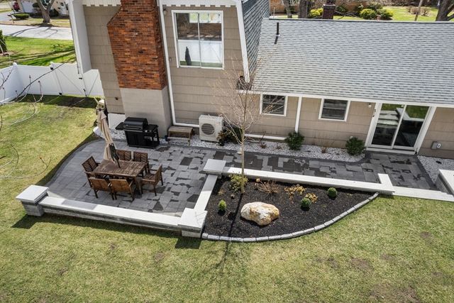 24 Winthrop, West Boylston, MA 01583