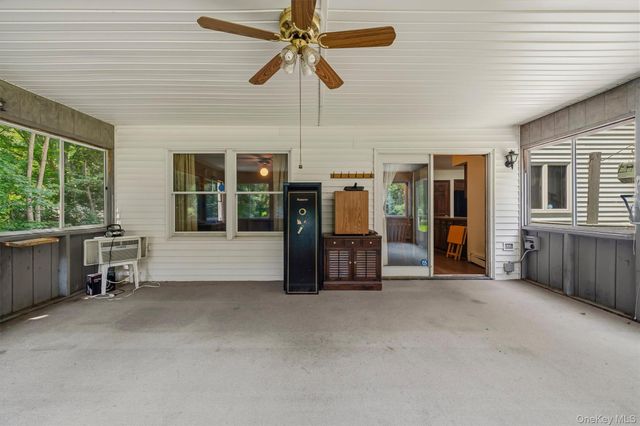 808 S Plank Road, Slate Hill, NY 10973