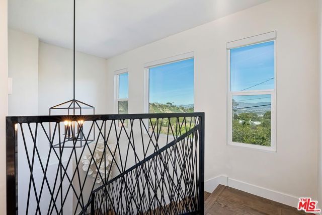 3350 Coy Drive, Sherman Oaks, CA 91423