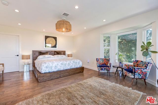 3350 Coy Drive, Sherman Oaks, CA 91423