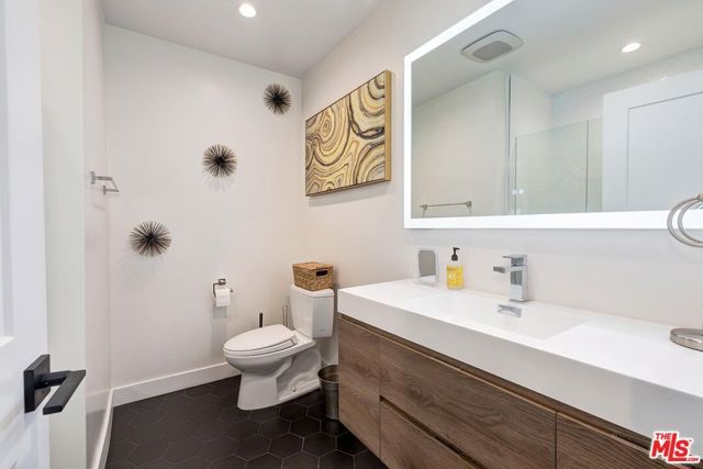 3350 Coy Drive, Sherman Oaks, CA 91423