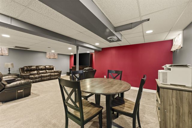 483 Park Avenue, Lincoln Park, MI 48146