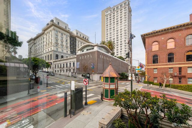 875 California Street 407, San Francisco, CA 94108