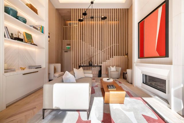 875 California Street 407, San Francisco, CA 94108