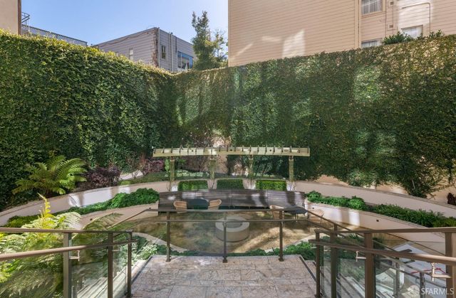 875 California Street 407, San Francisco, CA 94108