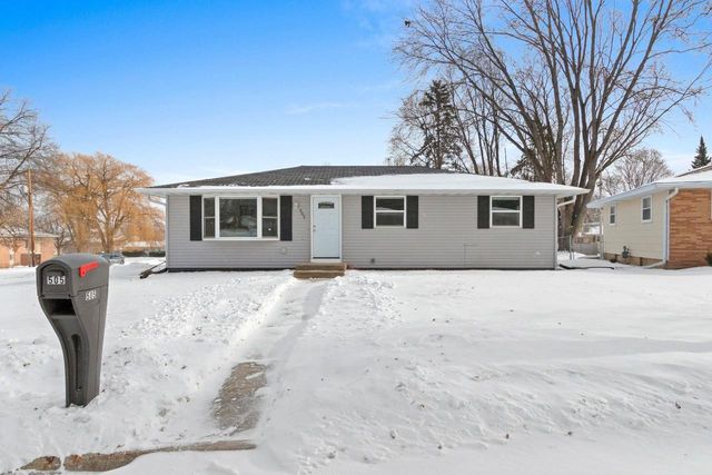 505 BLUEBIRD LANE, Green Bay, WI 54303