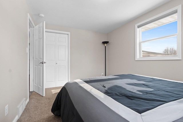 505 BLUEBIRD LANE, Green Bay, WI 54303