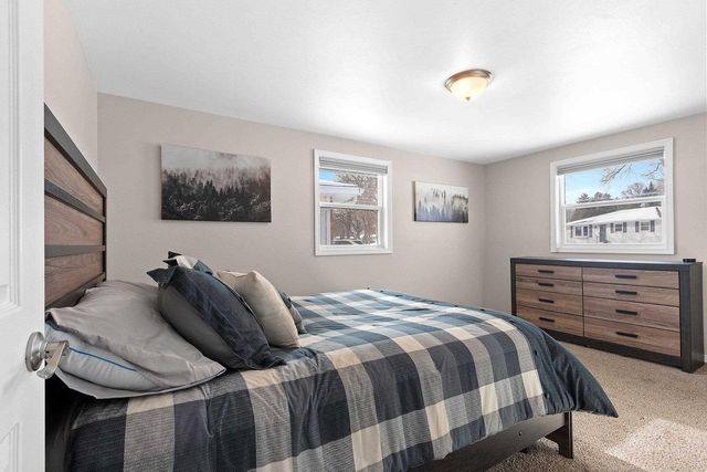 505 BLUEBIRD LANE, Green Bay, WI 54303