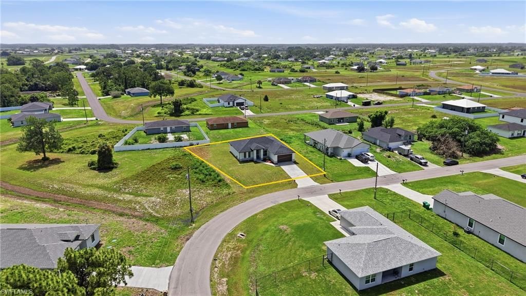 7019 Palpano CIR, LABELLE, FL 33935 — photo 2