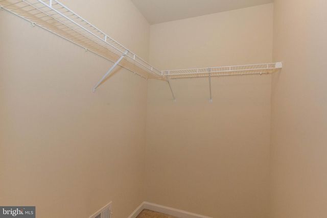 440 RUMBLING ROCK RD, Hedgesville, WV 25427