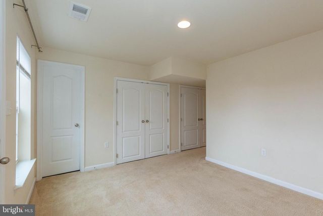 440 RUMBLING ROCK RD, Hedgesville, WV 25427