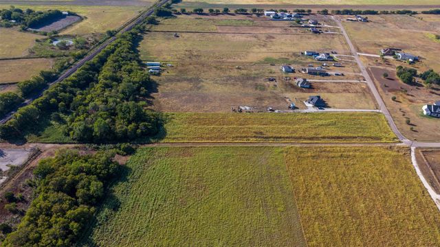 4401 Fox Street, Cleburne, TX 76033