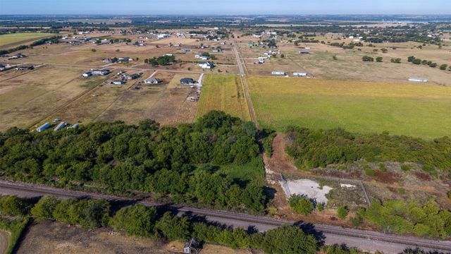 4401 Fox Street, Cleburne, TX 76033