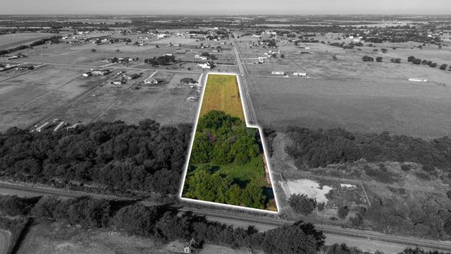 4401 Fox Street, Cleburne, TX 76033