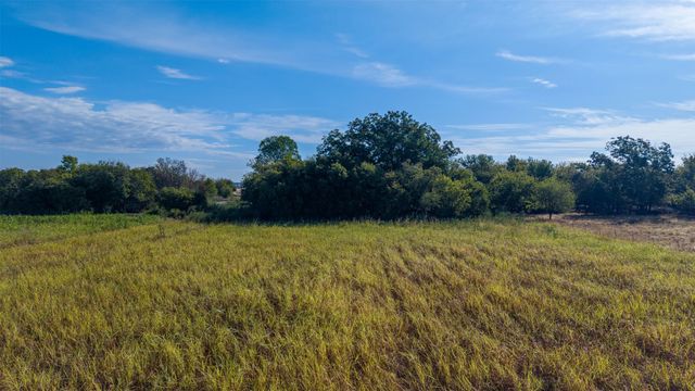 4401 Fox Street, Cleburne, TX 76033