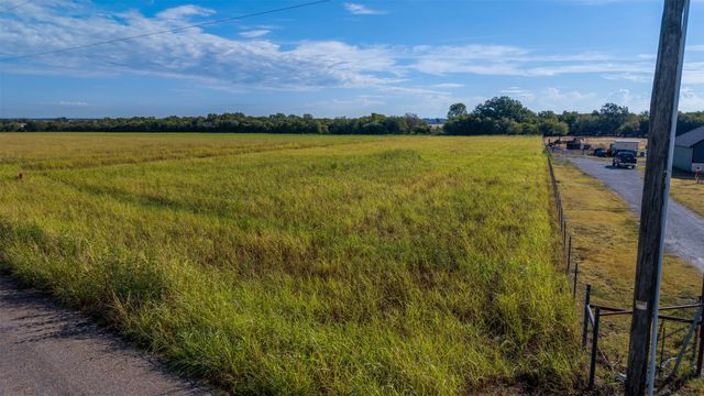 4401 Fox Street, Cleburne, TX 76033