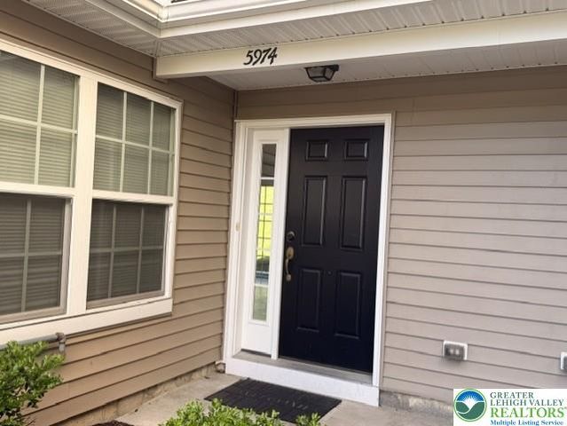 5974 Valley Forge Drive, Upper Saucon Twp, PA 18036